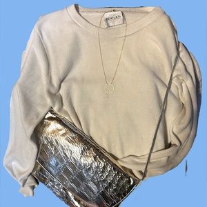 Vintage Bentley Soft Non Itchy White Sweater size Medium - gently used